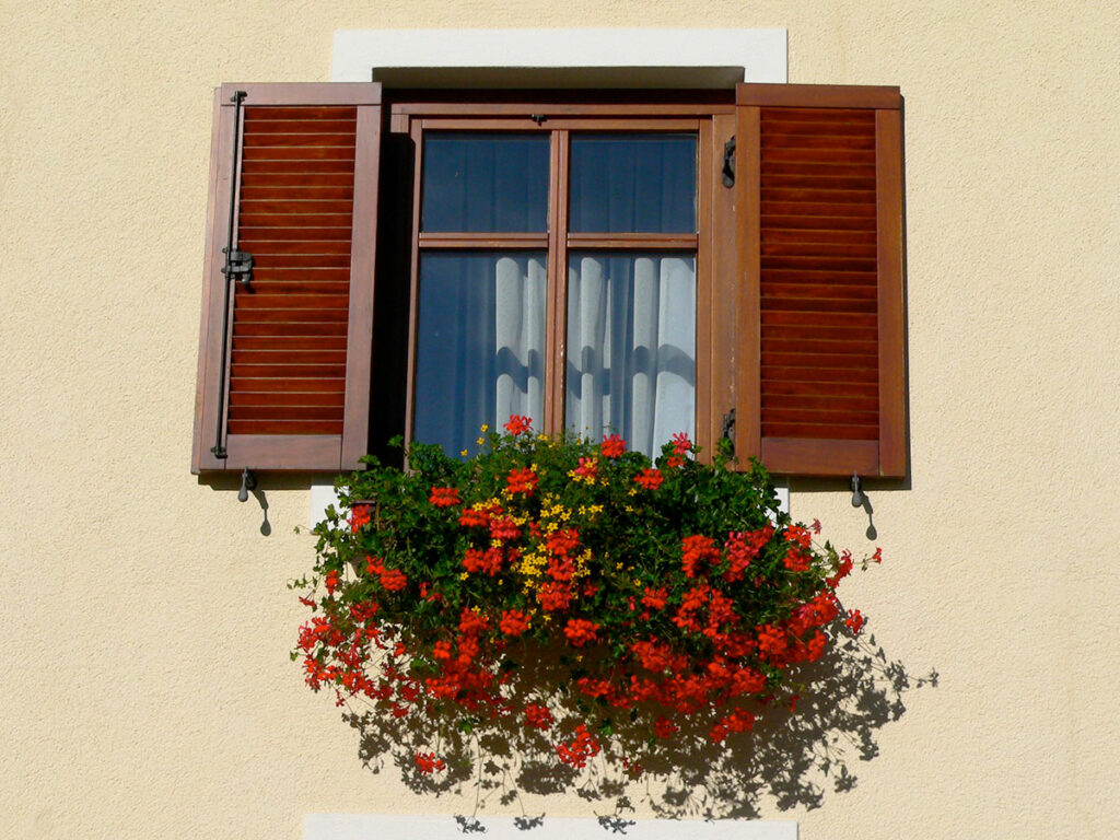 Stauferhof | Gampern | Oberösterreich | Österreich - Blumenfenster
